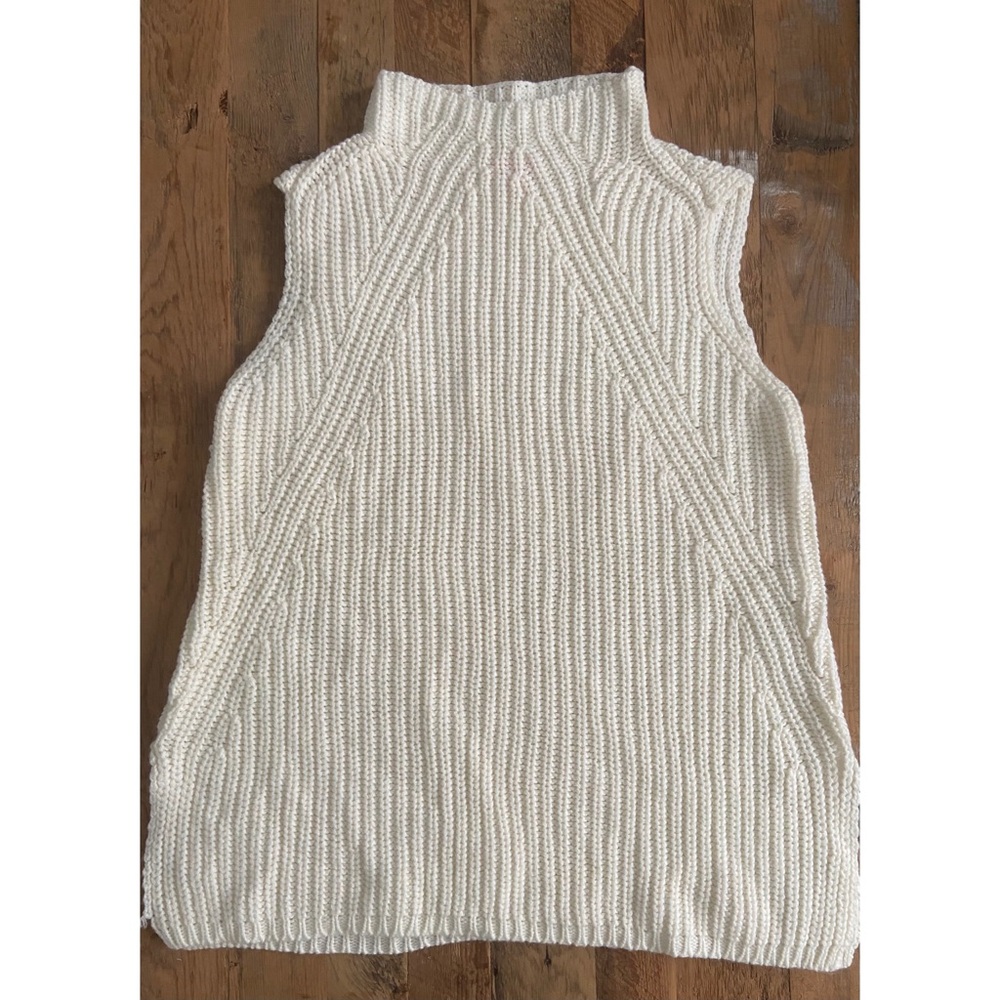 Joe Fresh cozy fisherman style cream tunic sweater